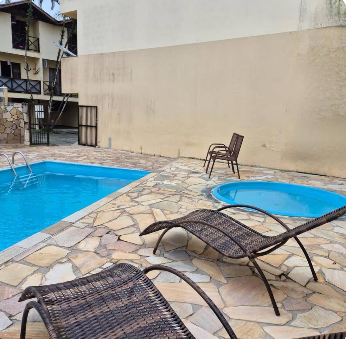 Apartamento Triplex - Ar Condicionado - Roupas De Cama - Piscina - Churrasqueira - Wifi *